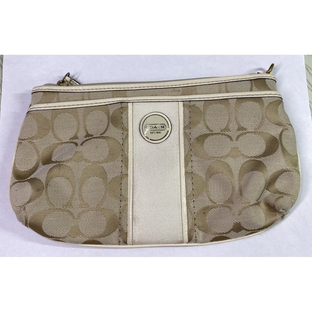 COACH Womens Ivory/Beige Wristlet Wallet Clutch Signature Logo 5.5x9x1" No Strap